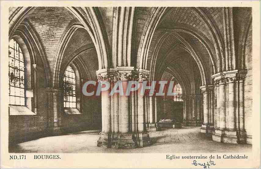 CPA Bourges Eglise Souterraine de la Cathedrale 