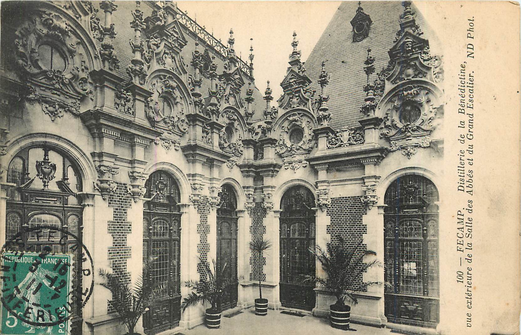 CPA Fecamp Distilerie de la Benedictine 
