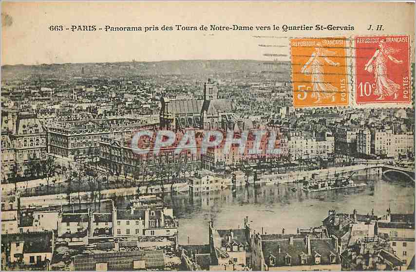 CPA Paris Panorama pris des Tours de Notre Dame vers le Quartier St Gervais 