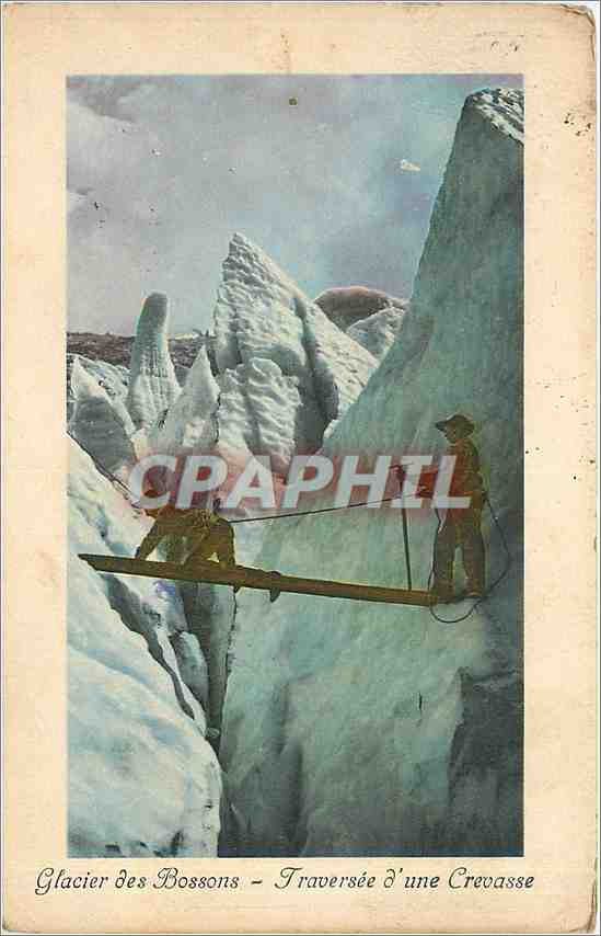 CPA Glacier des Bossons Traversee d'une Crevasse Alpinisme