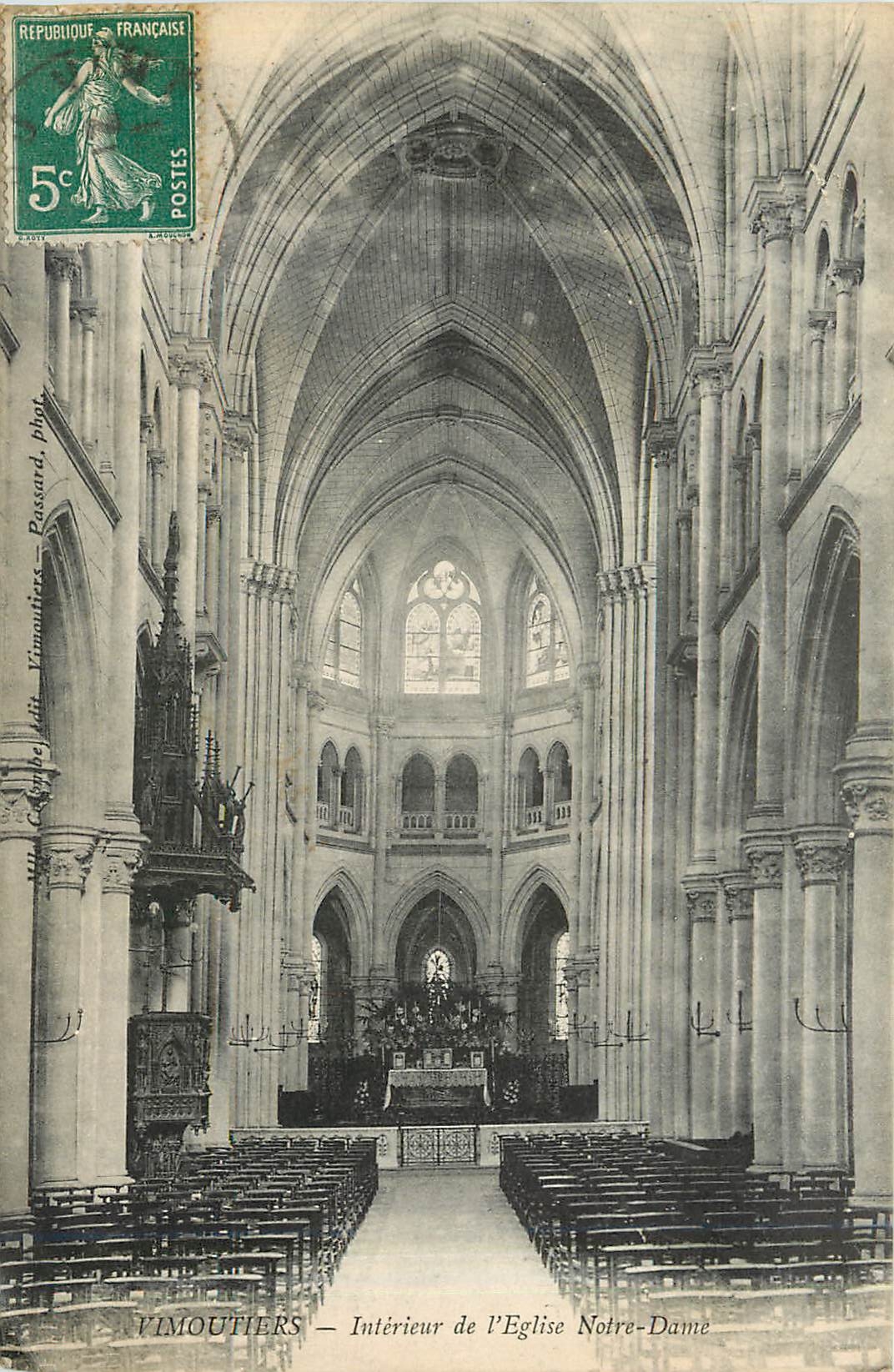 CPA Vimoutiers Interieur de l'Eglise Notre Dame 