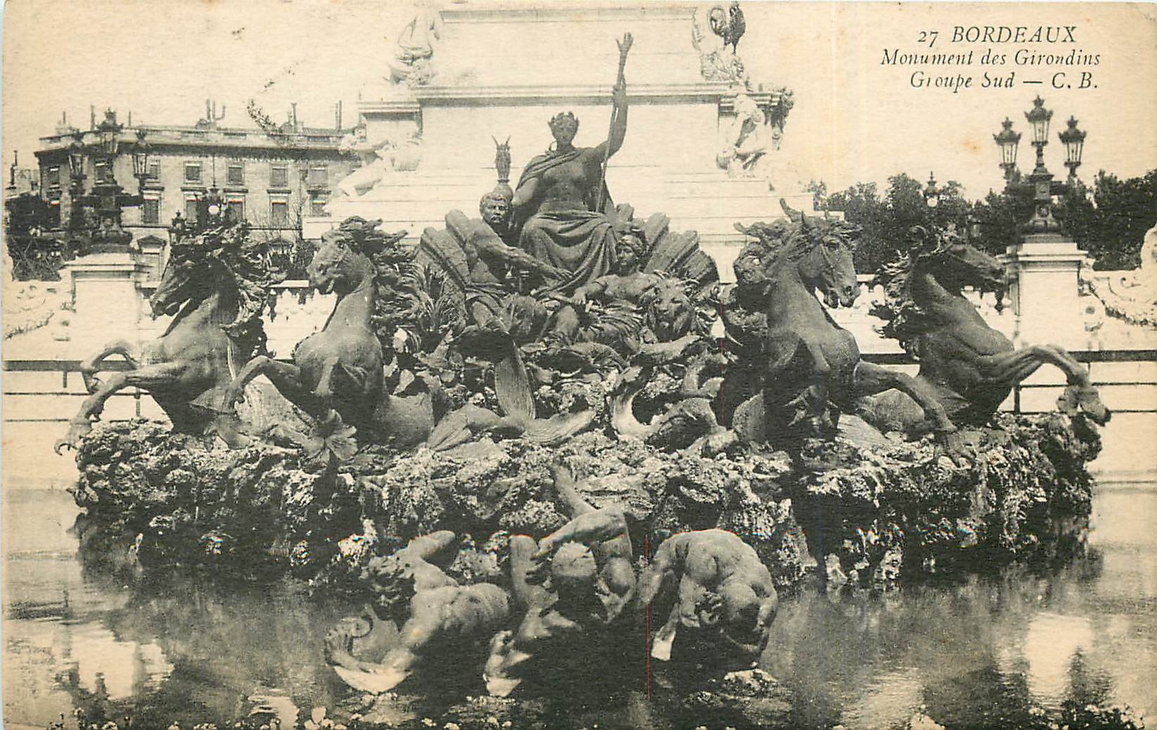 CPA Bordeaux Monument des Girondins Groupe Sud 