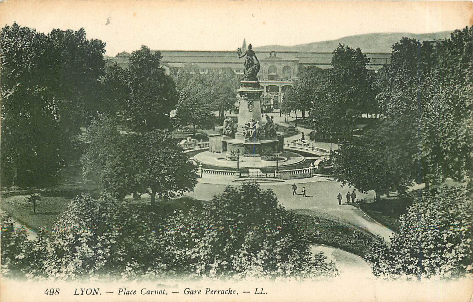 CPA Lyon Place Carnot Gare Perrache 