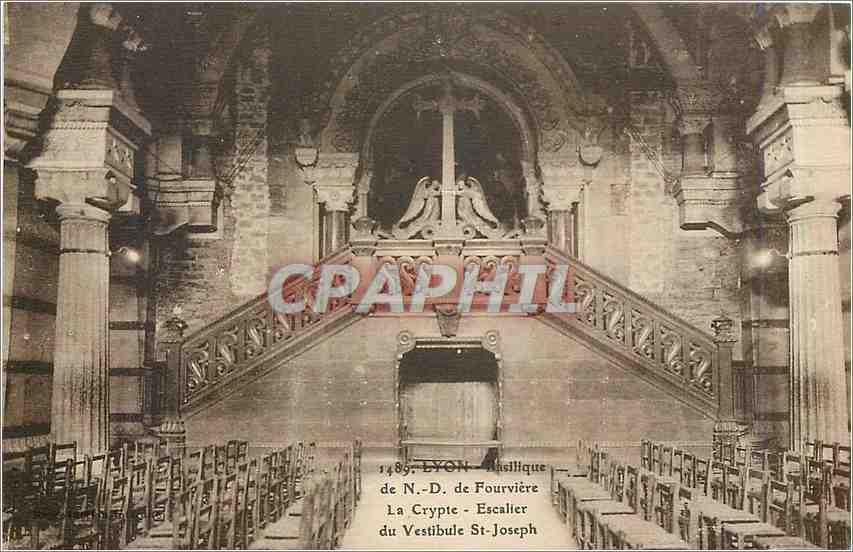 CPA Lyon Basilique de ND de Fourviere La Crypte Escalier du Vestibule St Joseph 