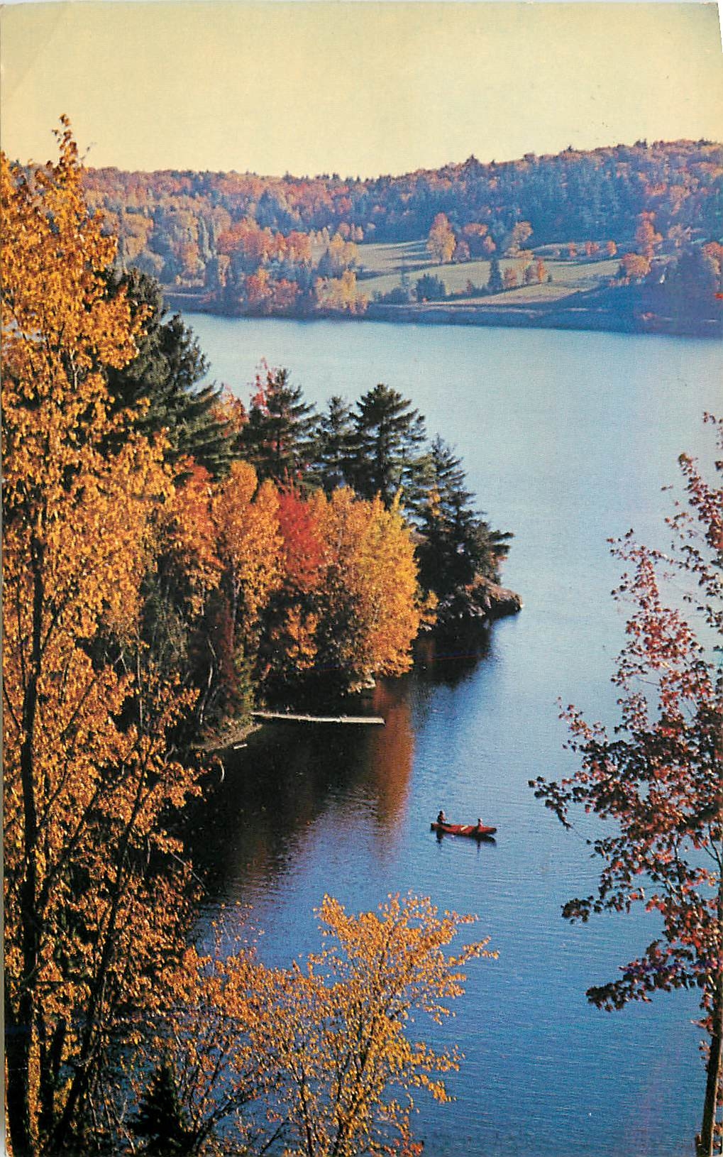 CPA A cozy little cove on a Canadian Lake 