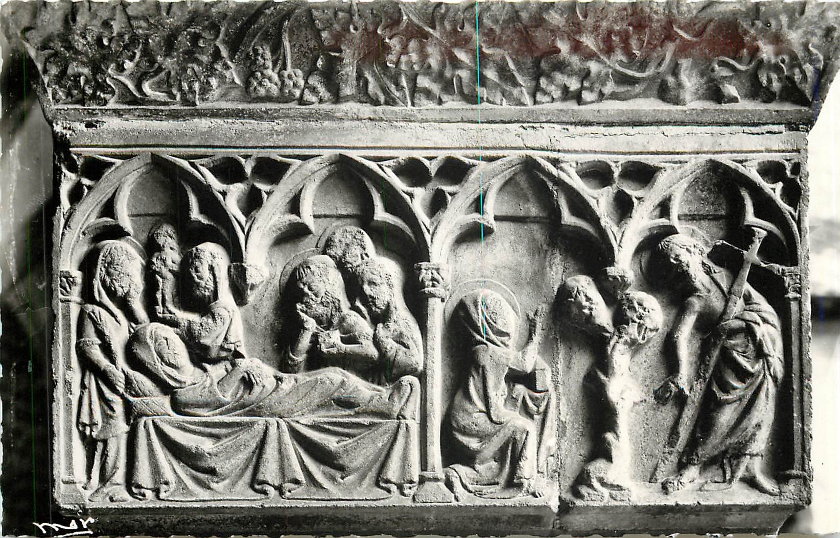 CPA Elne PO Interieur du Cloitre La Mort de la Vierge 