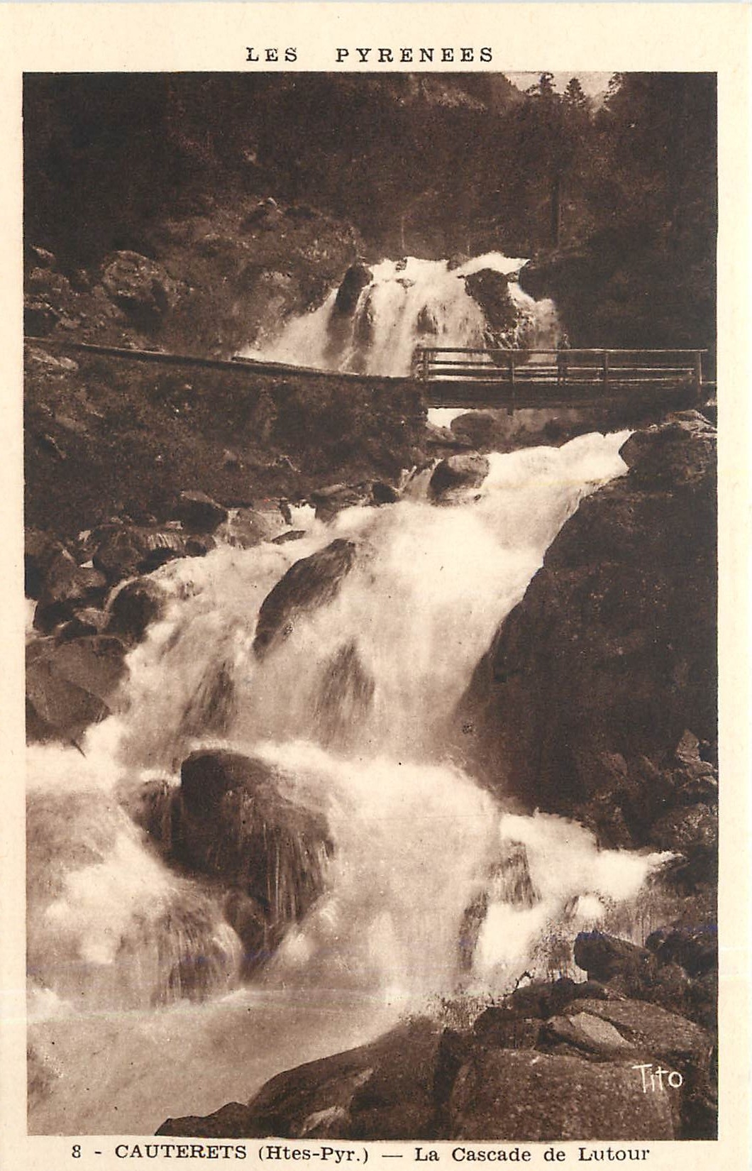 CPA Cauterets Htes Pyr La Cascade de Lutour 