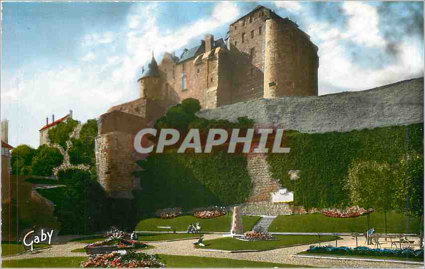 CPM Dieppe S Mme Le Chateau 