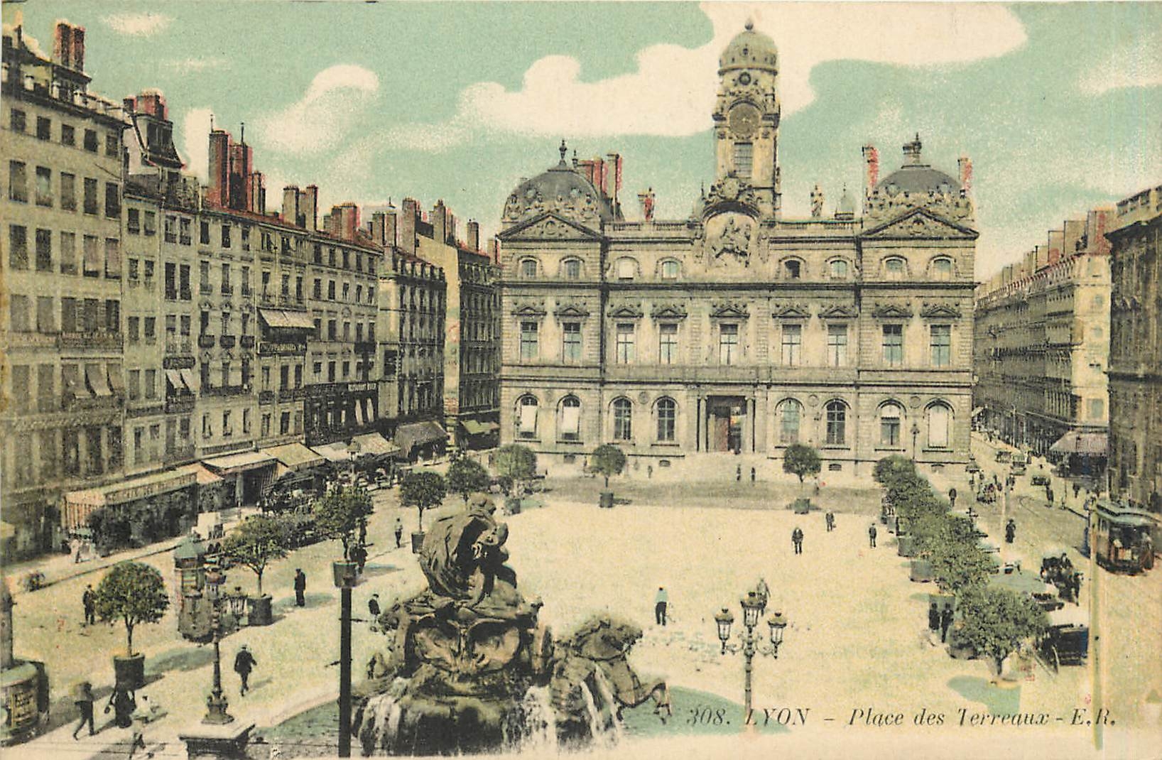 CPA Lyon Place des Terreaux 