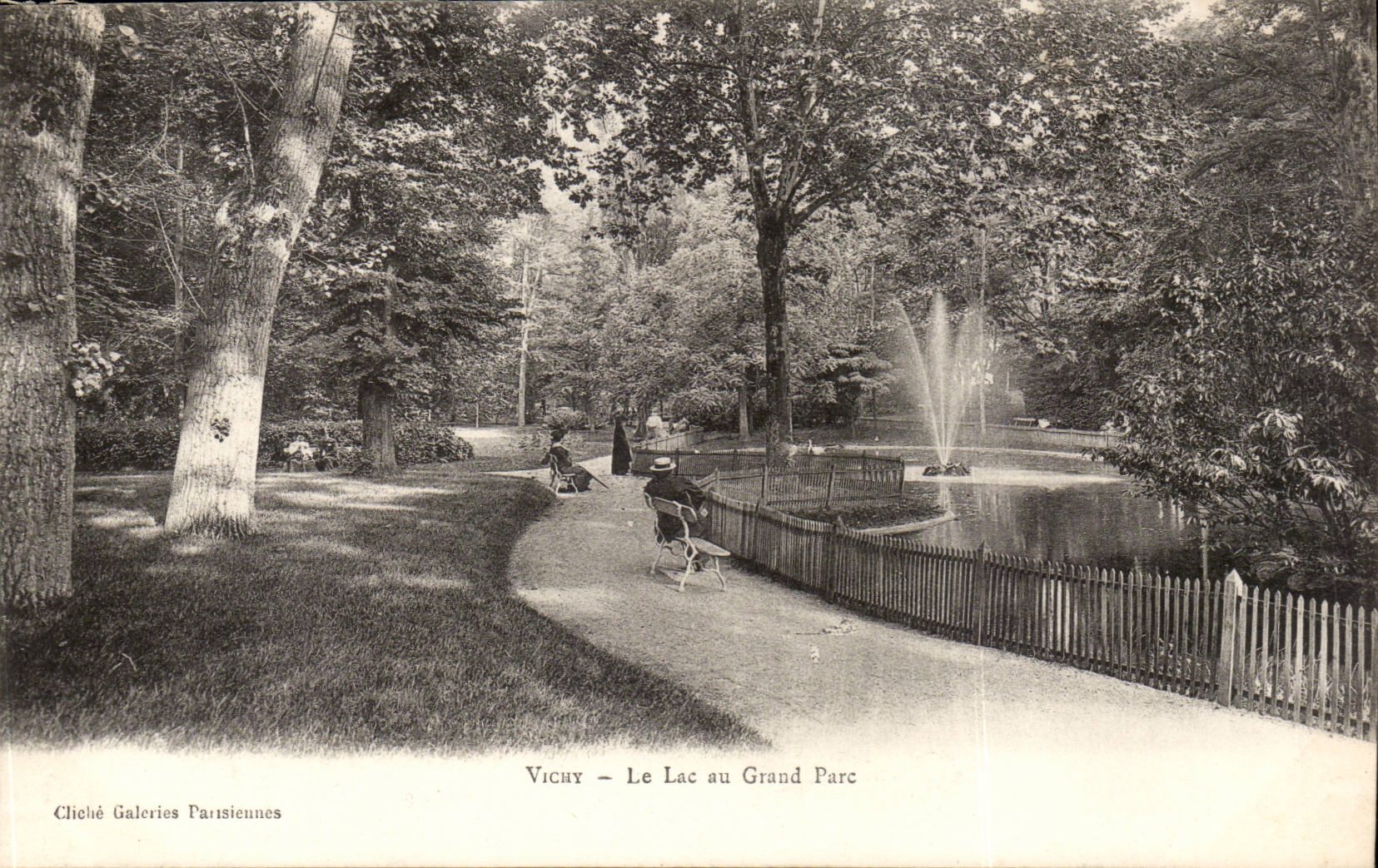 Vichy - Le Lac au Grand Parc - CPA 
