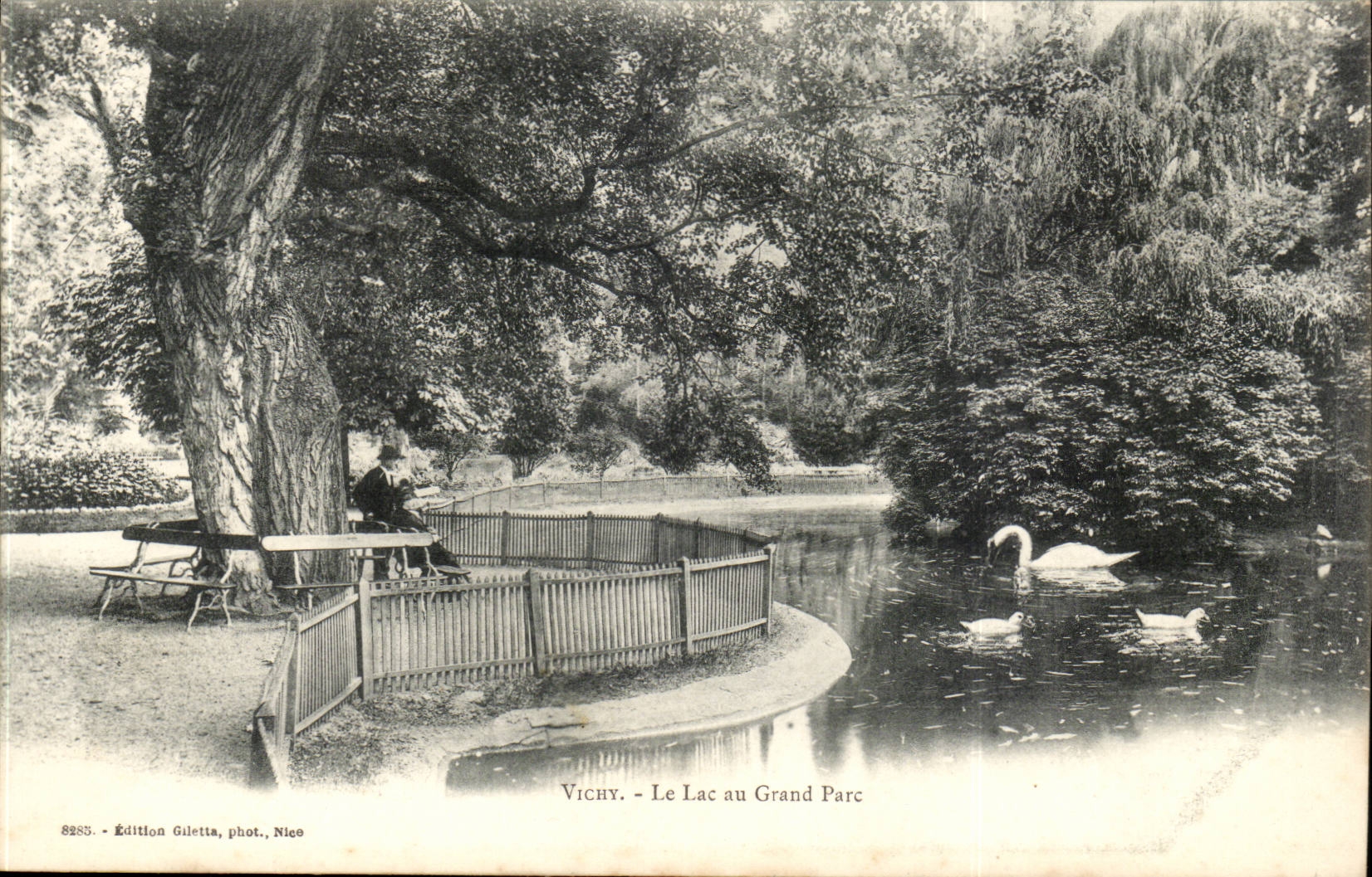 Vichy - Le Lac au Grand Parc - CPA 