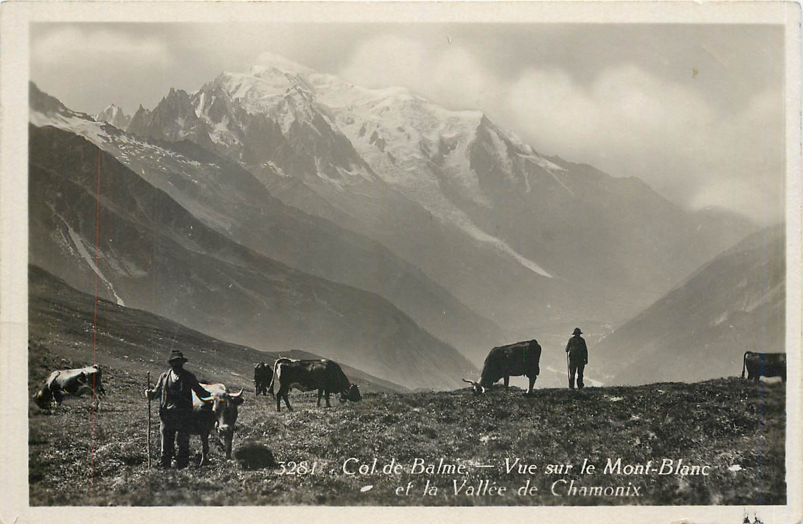 CPA Col de Balme-Vue sur le Mont Blanc et la allee de Chamonix