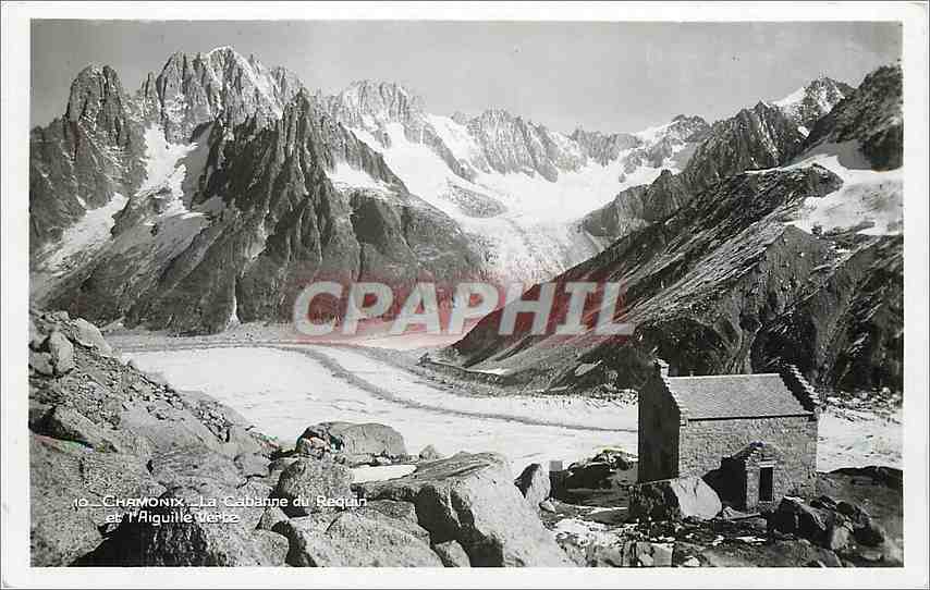 CPA CHAMONIX.La Cabanne du Requn et l'Aiguille vertes