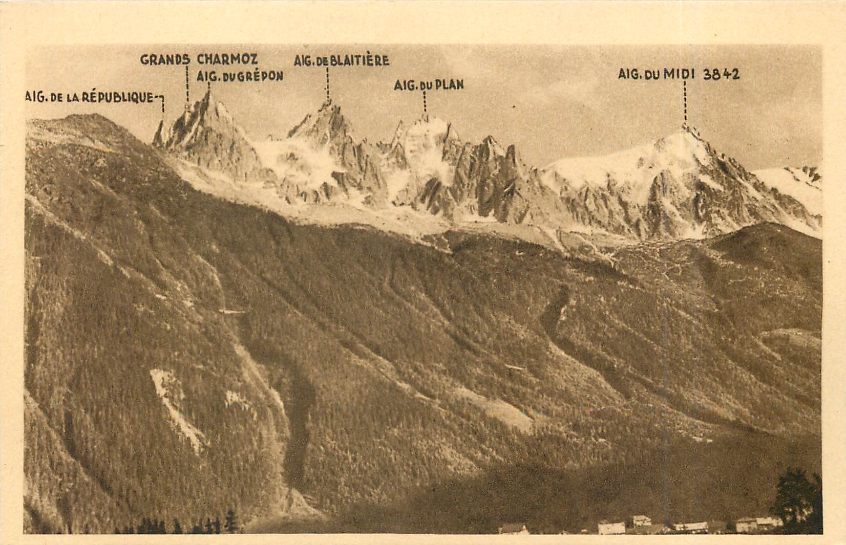 CPA CHAMONIX-aiguille du Gepon Aiguille de Blaitiere  Aiguille du lan  Auguille du Midi