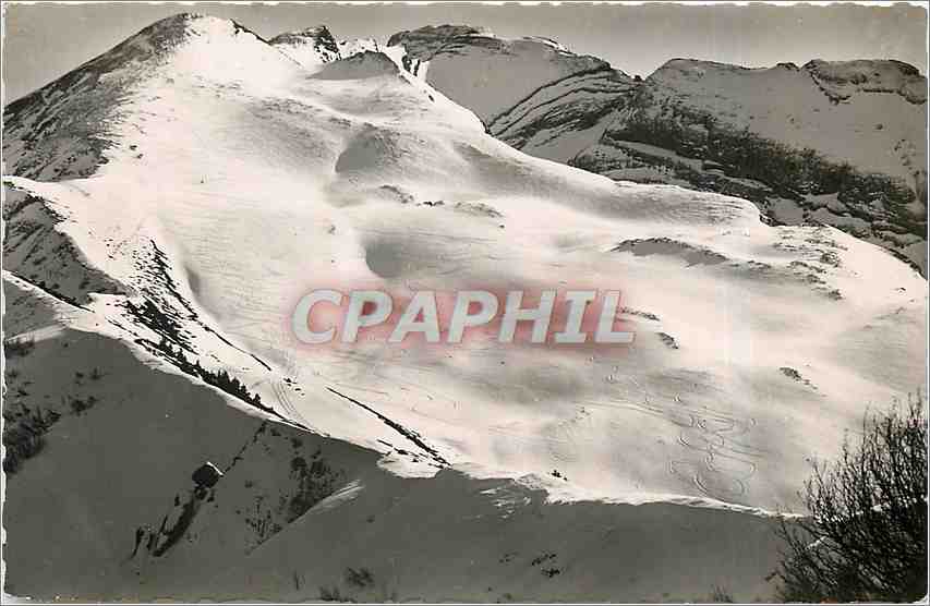 La Clusaz (Haute-Savoie) — L'Aiguille vue du Crêt du Loup — Éditions G. Monguet, Annecy