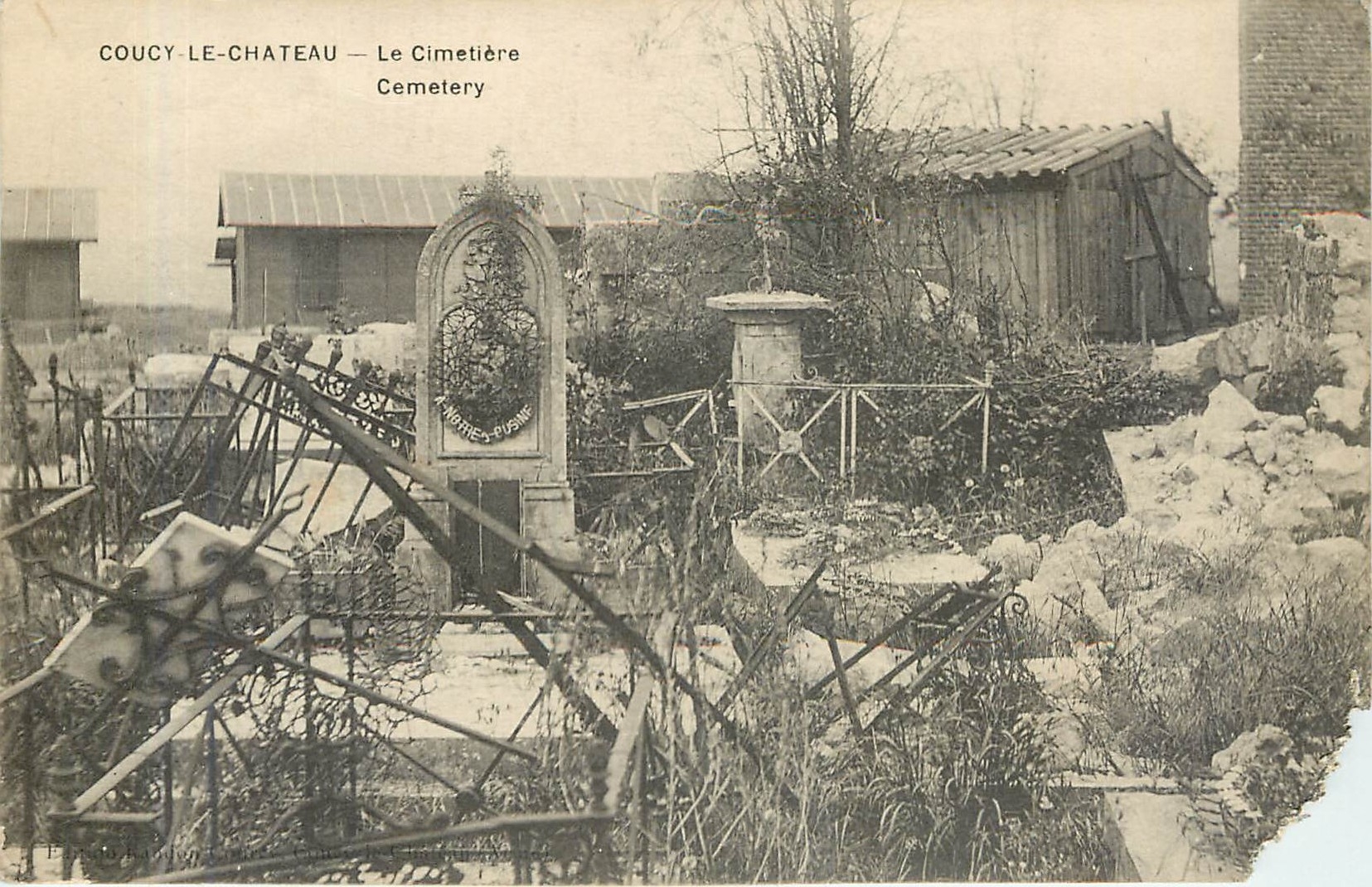 CPA COUCY LE CHATEAU-Le Cimetiere