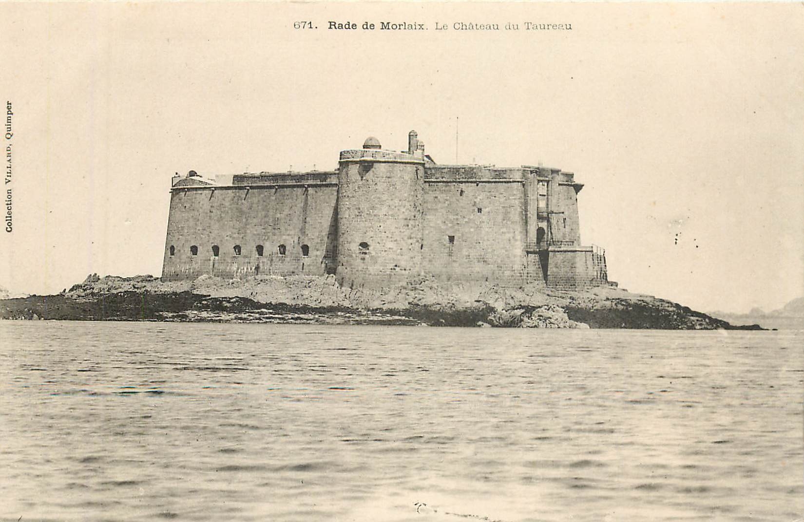CPA Rade de Morlaix-Le Chateau du Taureau