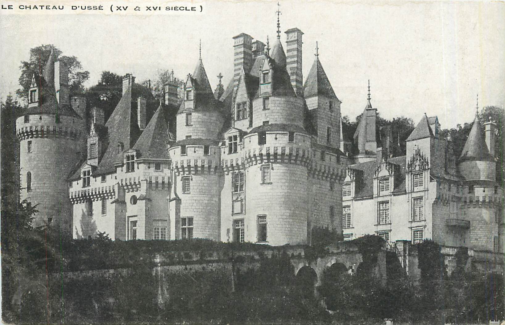 CPA LE CHATEAU D'ESSE (XV ET XVI es)