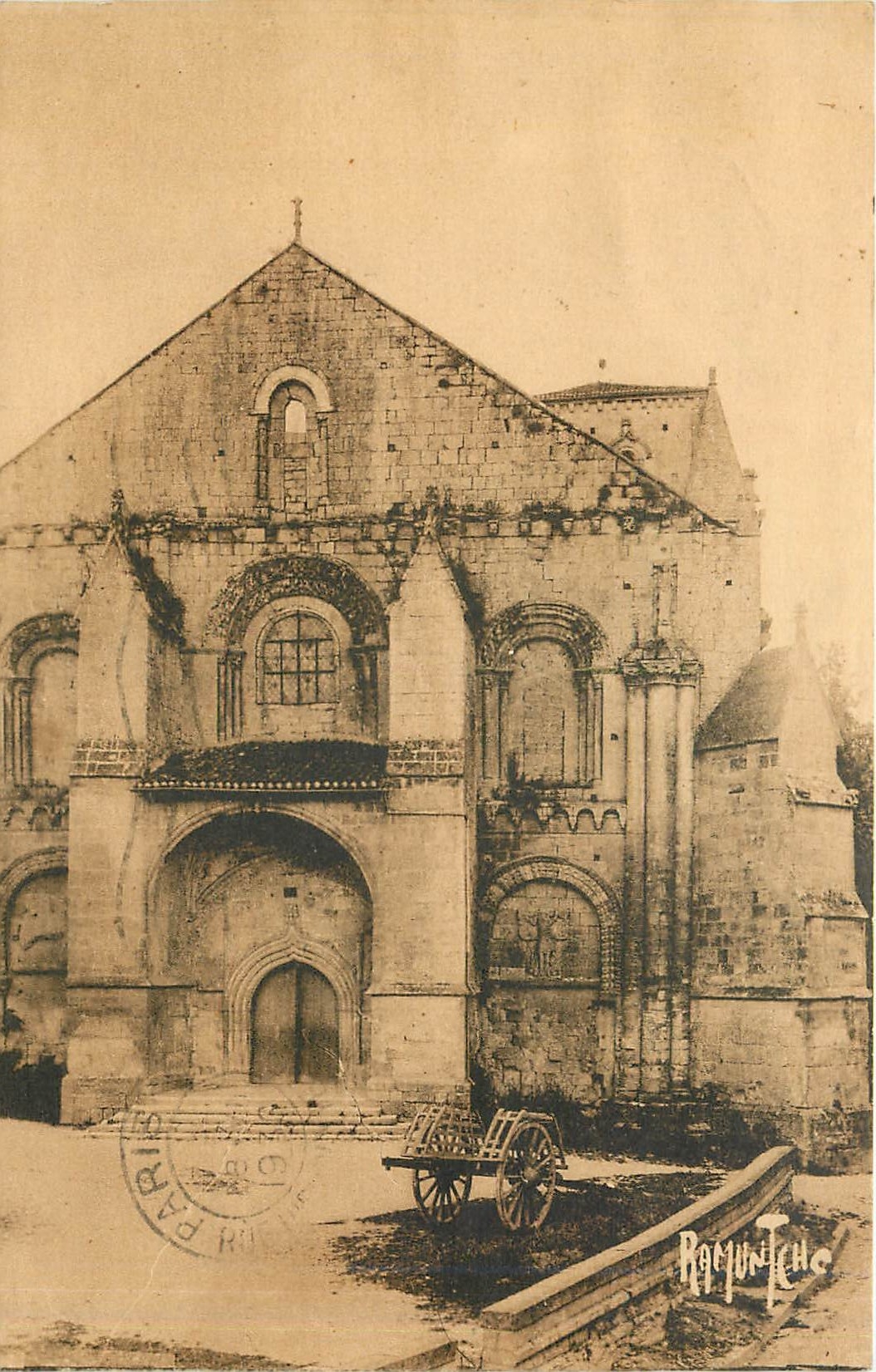 CPA Malines-Cour du Palis de Justice-Ancien palais de marguerite d'Autriche  tante de Chrles -Quint 