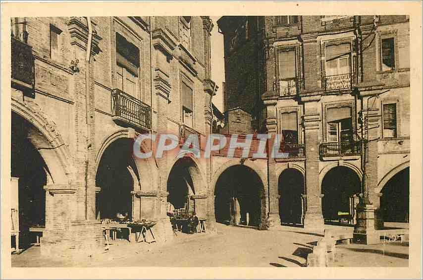 CPA MONTAUBAN(T.ET G) Les arcades de la police Nationale
