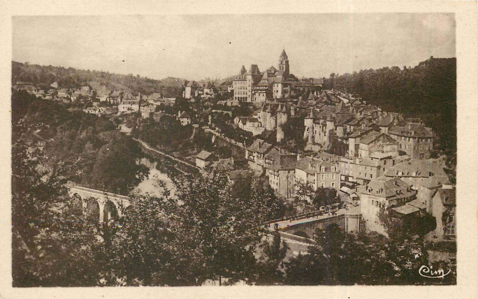 CPA URZERCHE(Correze)-Vue generale prise de la Route d'Eyburie