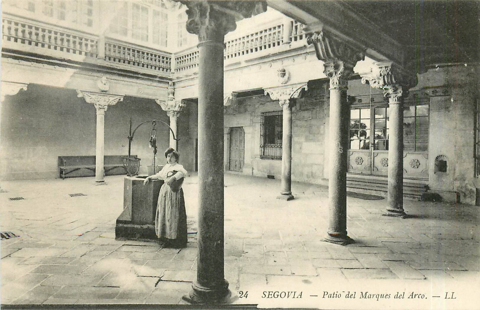 CPA SEGOVIA-Patio del Mrques del Arco