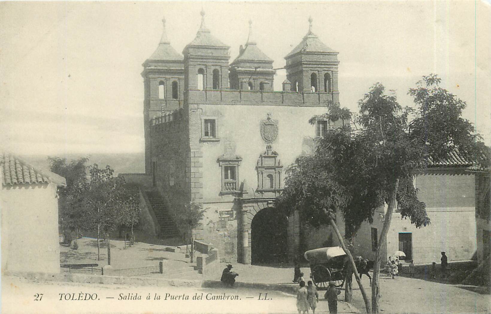 CPA TOLEDO Salida a la puerta del Cambron