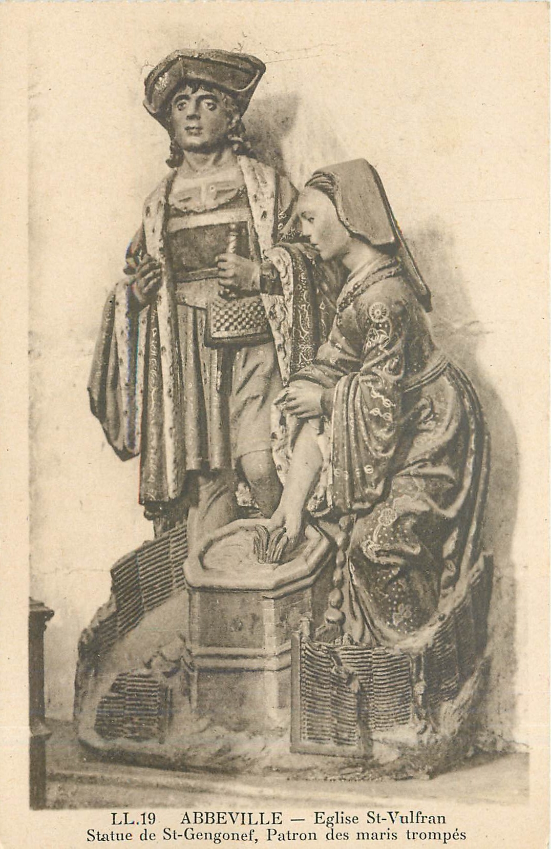 CPA ABBEVILLE-Eglise St Vulfran-Sttue de St-Gengonef  Patron des maris Trompes