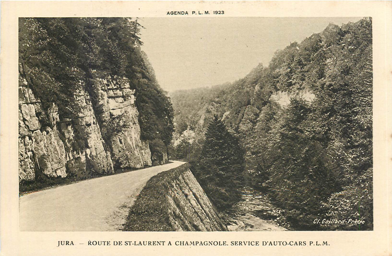 CPA ROUTE DE ST LAURENT A CHAMPIGNOLE SERVICE D'AUTO-CARS