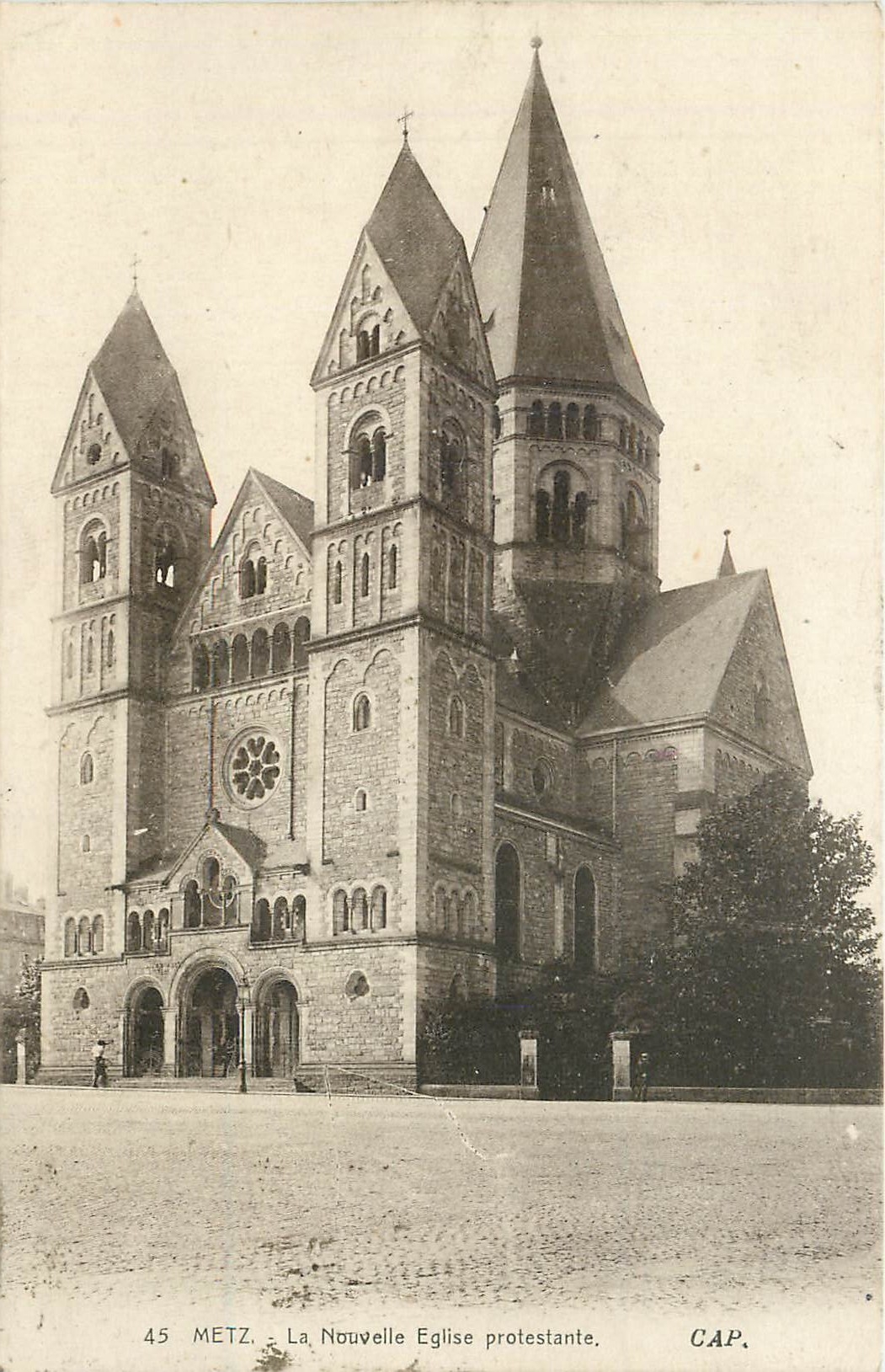CPA METZ-La Nouvelle Eglise Protestante