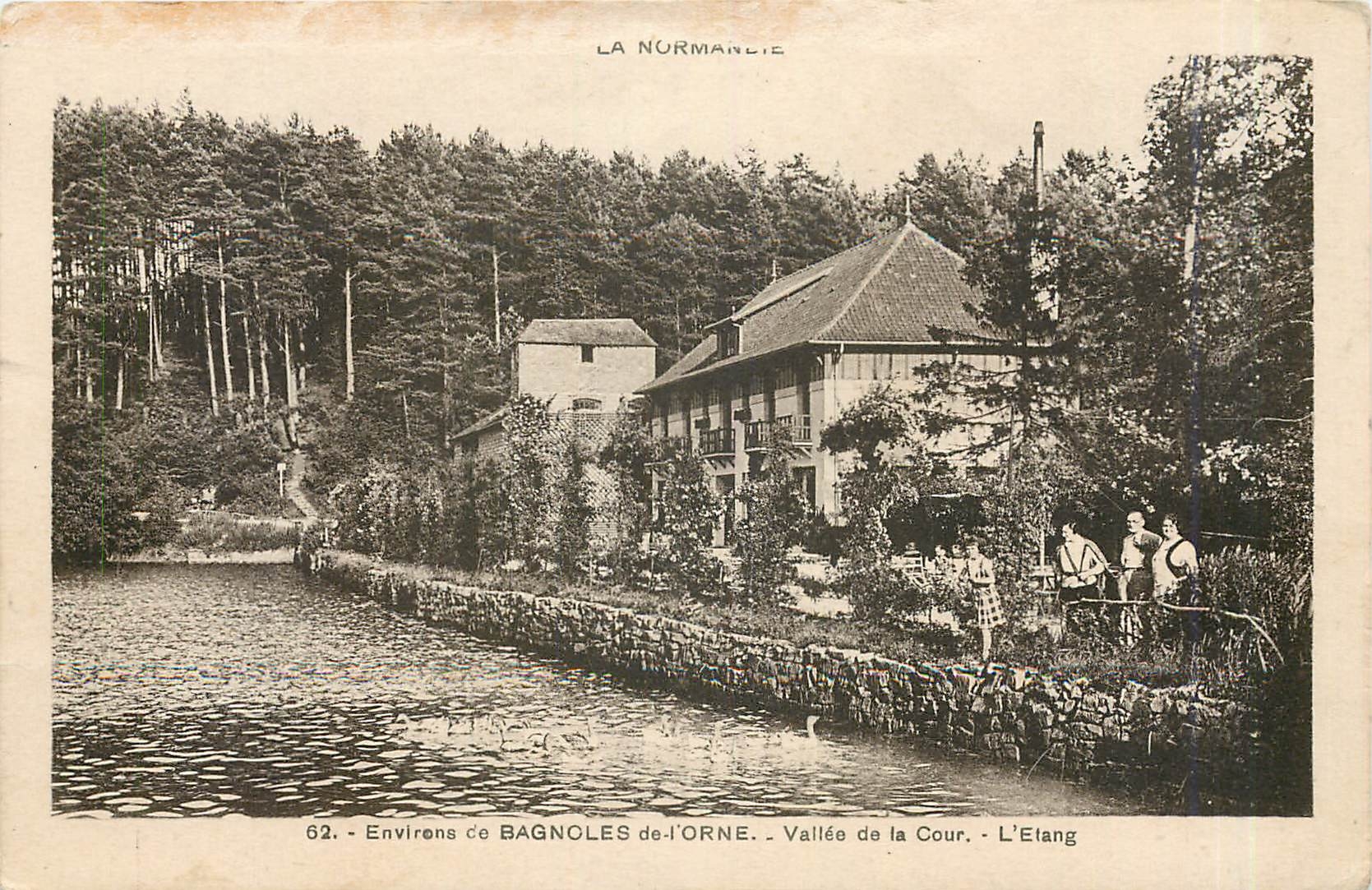 CPA Environs de BAGNOLES-Vallee de la Cour