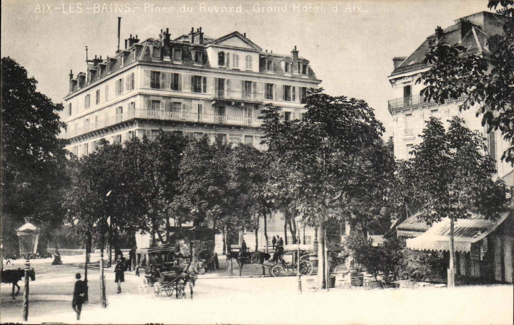 Aix les Bains - Place du Revard - Grand Hotel d'Aix - CPA 