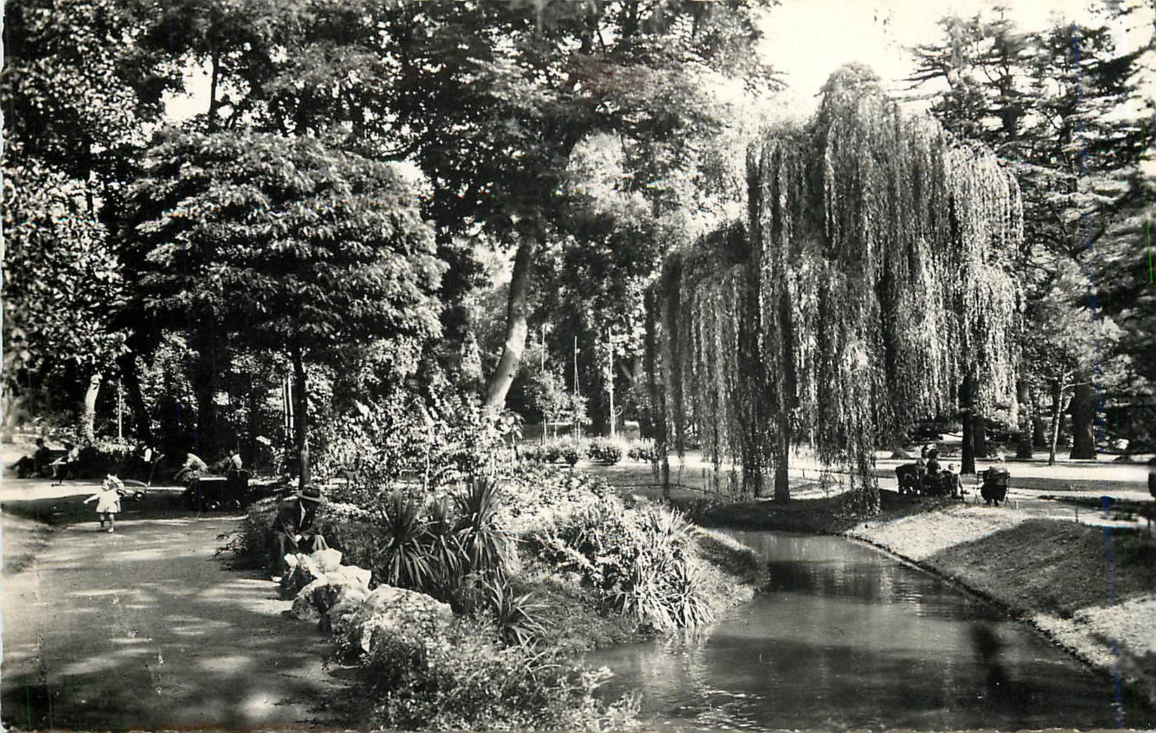 CPM NANTES (Loire-Atlantique) Jardin des plantes