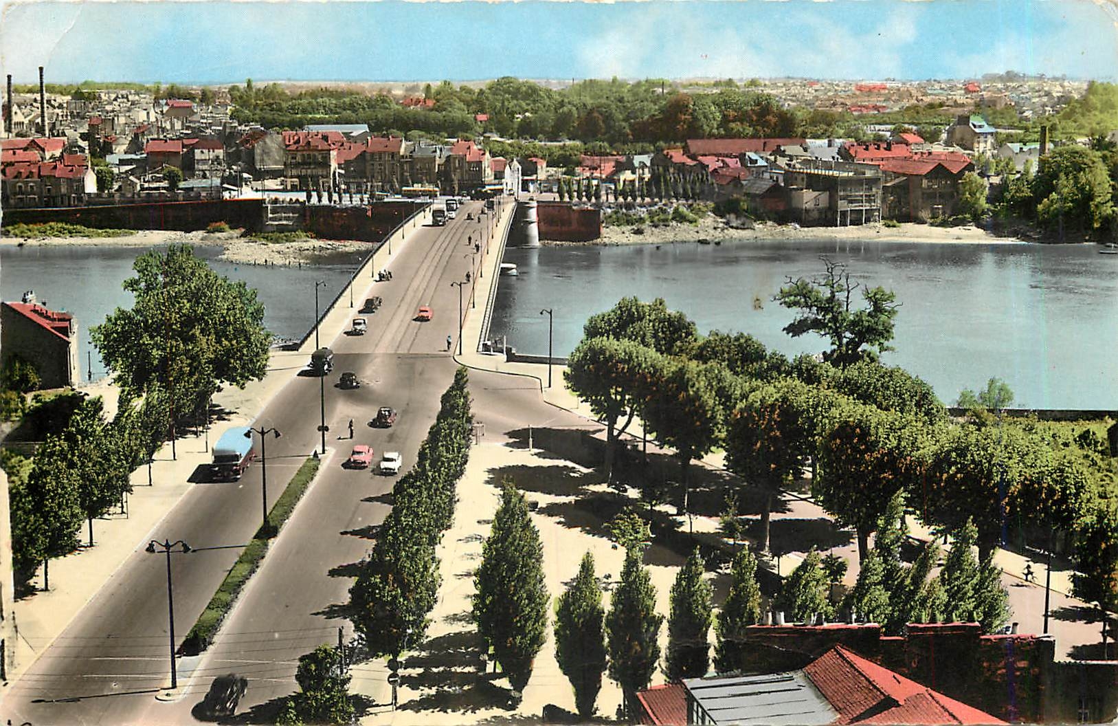 CPM NANTES (Loire-Atlantique) Le Pont de Pirmil