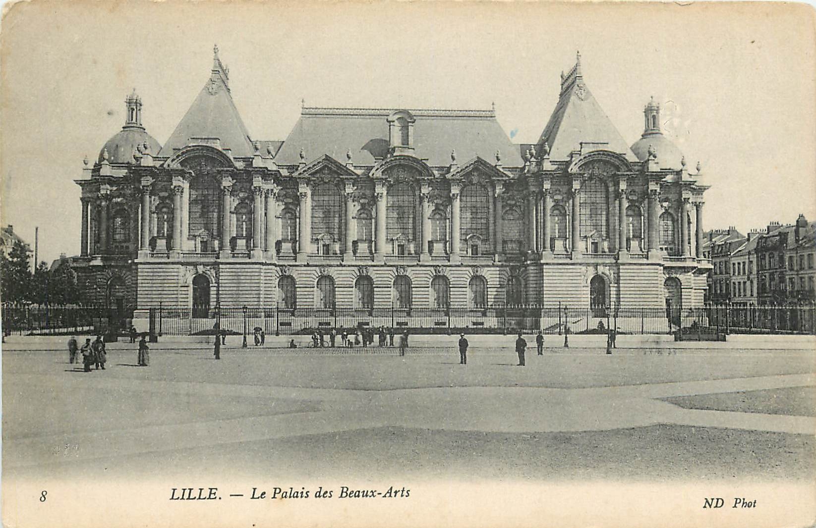 CPA Lille - Le palais des Beaux-Arts