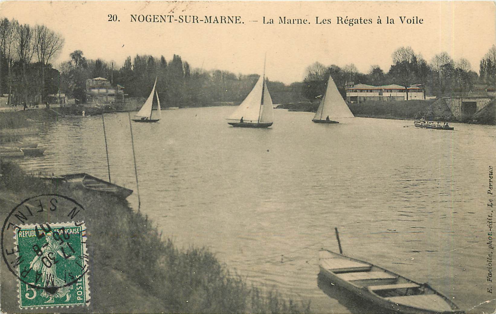 CPA Nogent sur Marne la Marne les Regates a la Voile Bateaux