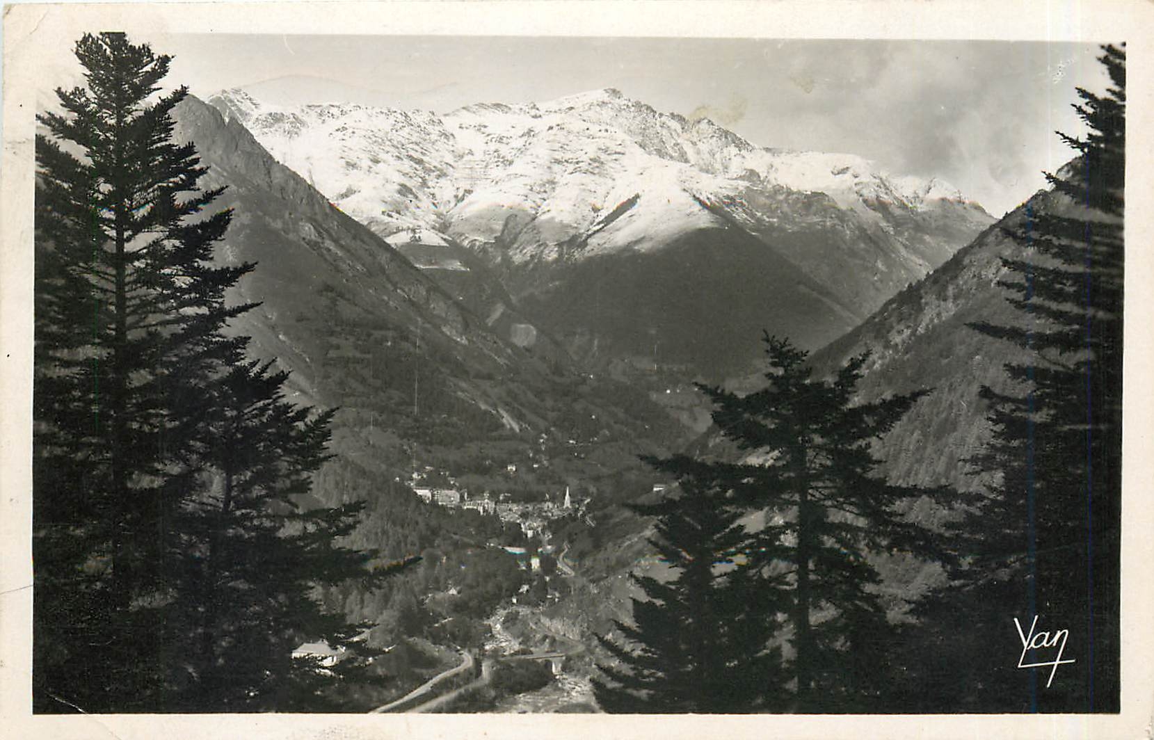 CPA Cauterets le Cabaliros vu de la Raillere 