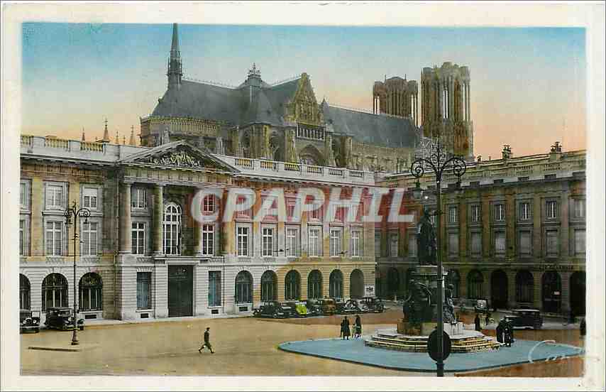 Reims - Place Royale et la Cathédrale — & REAL-PHOTO - C.A.P. - PARIS