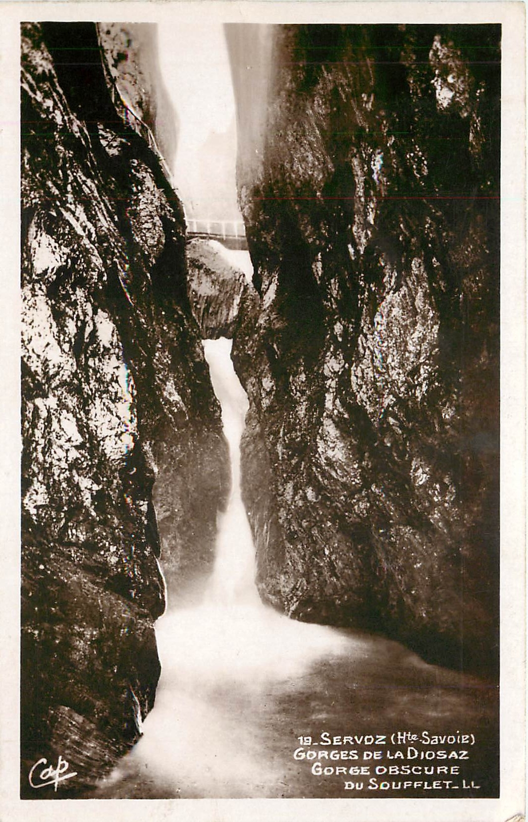 CPA Servoz Hte Savoie Gorges de la Diosaz Gorge Obscure du Soufflet 