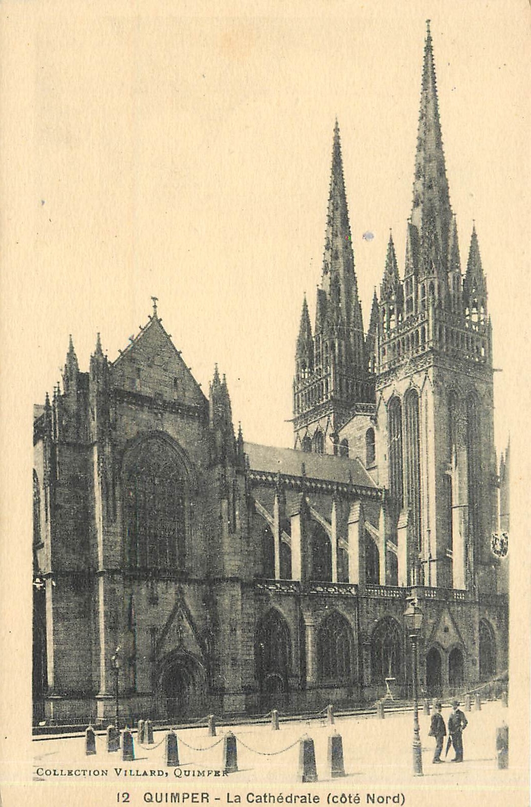 CPA Quimper la Cathedrale Cote Nord 
