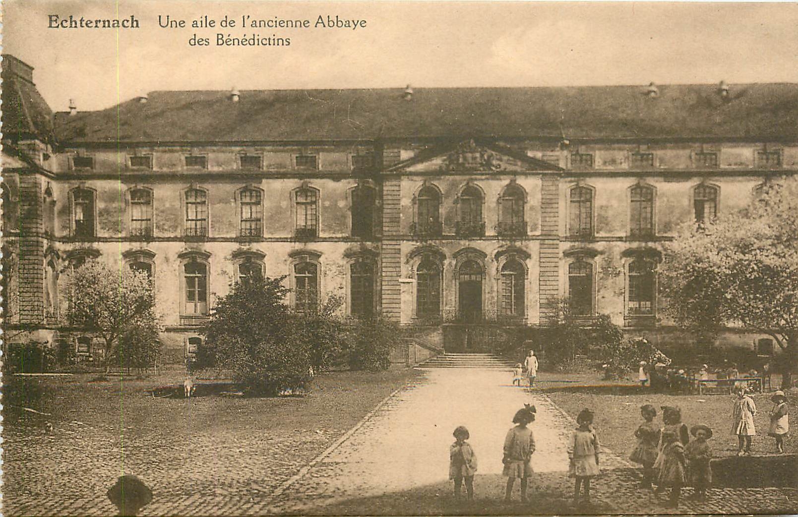 CPA Echternach une Aile de l'Ancienne Abbaye des Benedictins 