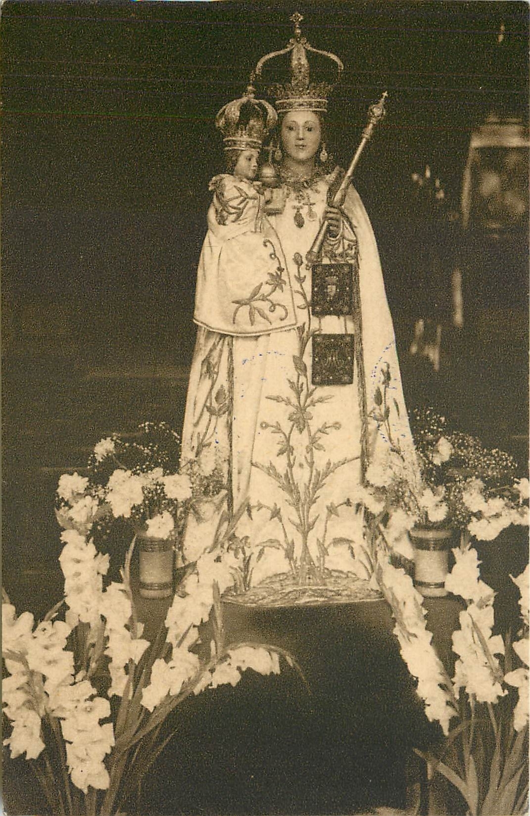 CPA Notre Dame de Laghet A M la Madone 