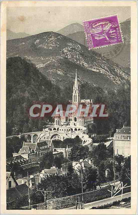 CPA Lourdes la basilique vue de la route de Pau 