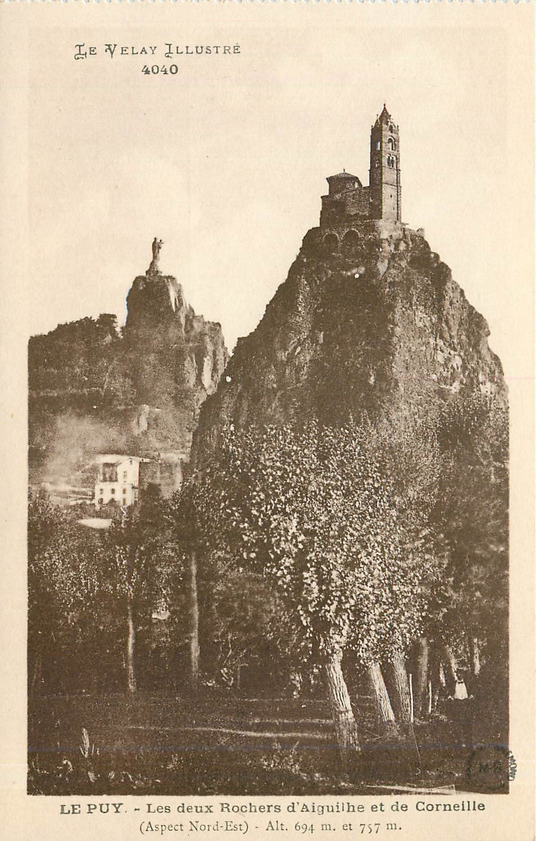 CPA Le Puy les deux rochers d'Aiguilhe et de Corneille aspect Nord Est 