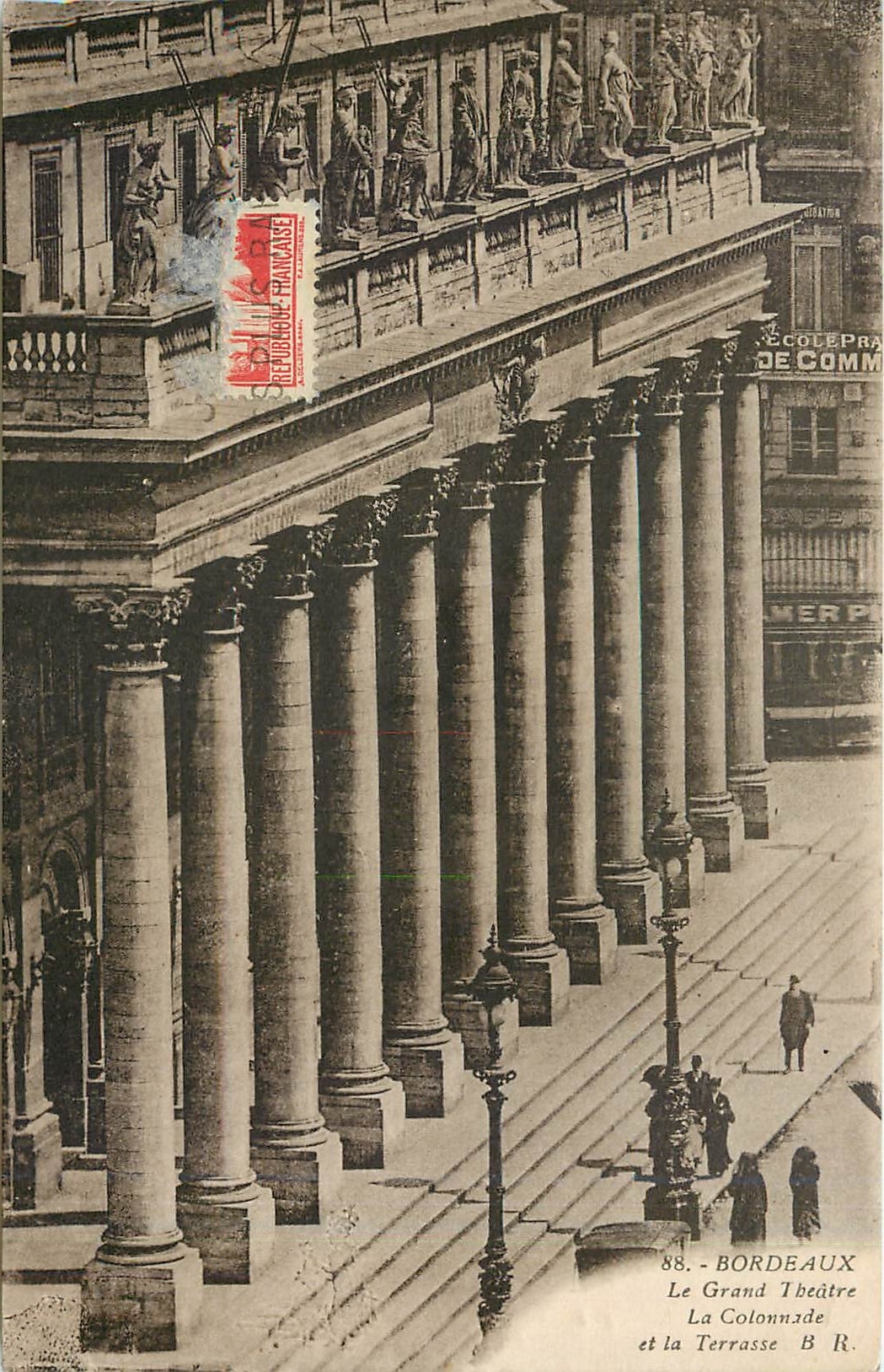 CPA Bordeaux le grand theatre la colonnade et la terrasse 