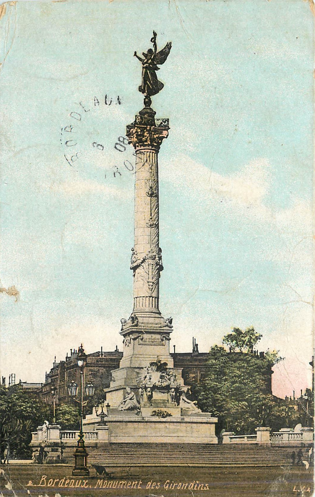 CPA Bordeaux Monument des Girondins 