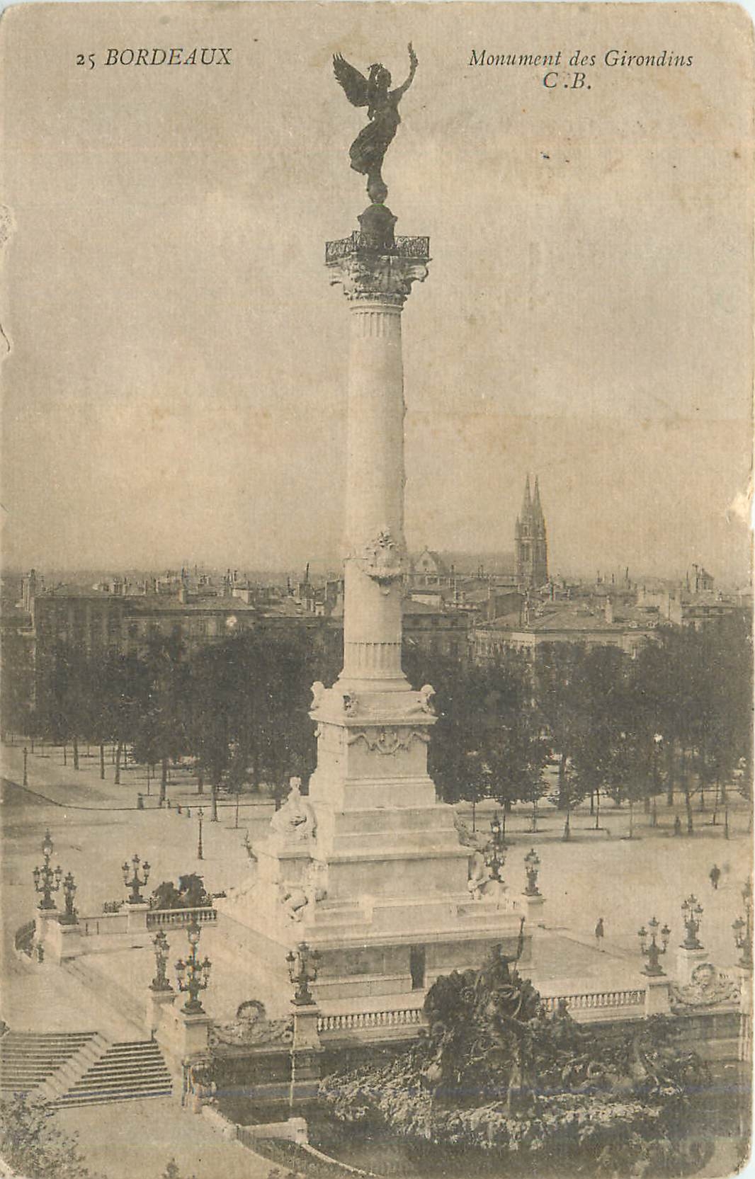 CPA Bordeaux Monument des Girondins 