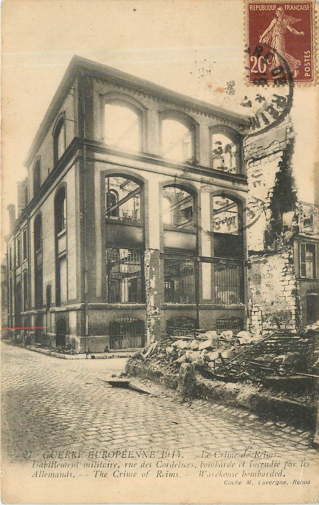 CPA Guerre Europeenne 1914 Le crime de Reims Rue des Cordeliers
