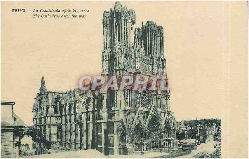 CPA Reims la cathedrale apres la guerre 