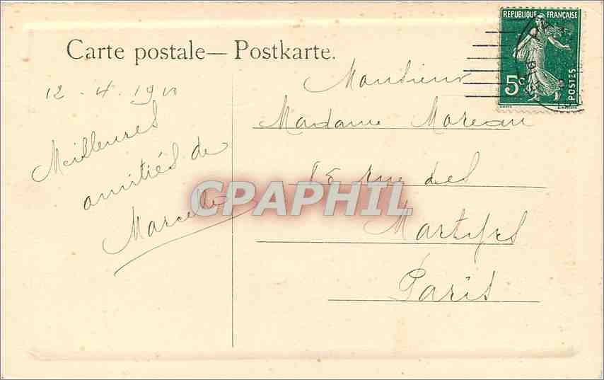 CPA Dans le parc Femme Barque Cygne — Verso